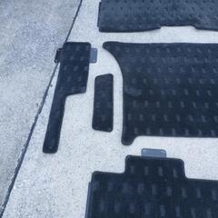 ステップワゴンrk5　マットの画像