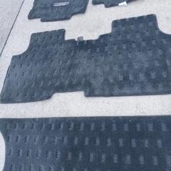 ステップワゴンrk5　マットの画像
