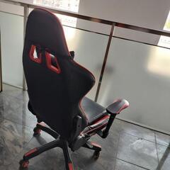 美品　ゲーミングチェアの画像