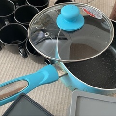 水切りラック　フライパンなど　キッチングッズ　まとめて の画像