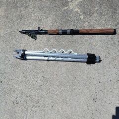 釣竿と竿たてセットの画像