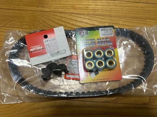 【お話中】アドレスv125用　駆動系セット　純正 ベルト、Wローラー、スライド