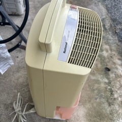 ナショナル除湿機の画像