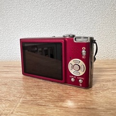 平成レトロ　コンデジ　パナソニックPanasonic LUMIX ルミックス　DMC-FX40 レッドの画像