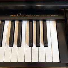 ヤマハ　クラビノーバ　YAMAHA CLAVINOVA もらってくださいの画像