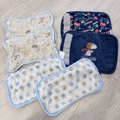 赤ちゃん　男の子　抱っこ紐用グッズ　スタイの画像