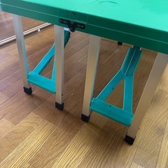 アウトドアテーブル
の画像