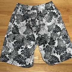 美品　定価6500円　メンズ　水着　サーフ　スイム　の画像