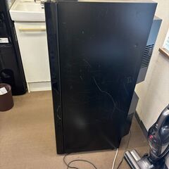 【動作未確認ジャンク】ワインセラー MS0-W018 60L 約18本収納 ブラック ガラス扉 LED庫内灯 中古 現状渡し 部品取り 佐川急便発送 簡易清掃済の画像