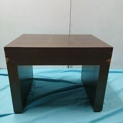 棚　300円　机　台　　高さ46   45×60の画像