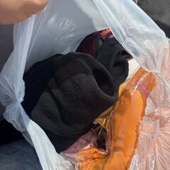 転売・せどり向け ノーブランド古着 詰め合わせ袋 大量まとめ売り 卸 複数在庫あり 1袋あたり10着~20着程度の画像