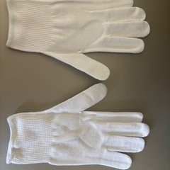 新品未開封。綿100%白色手袋の画像