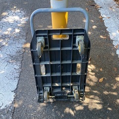 トラスコ製台車の画像