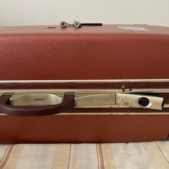 スーツケースの画像