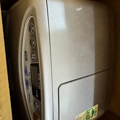 石油ファンヒーターの画像