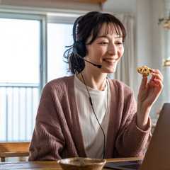 「ひとりで働く」から「誰かと話せる仕事」へ。ピタっとタイムがある在宅ワーク｜越谷・川越エリア｜1アポ4,000円の画像