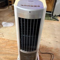 G2302 山善　YAMAZEN 冷風機　2009年　リモコン付き　トレー割れあり　冷風扇　の画像