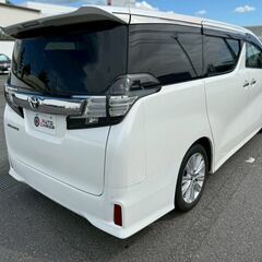 トヨタ　ヴェルファイア　Z8人乗り　　ナビ　バックカメラ　ETC　Bluetooth　サンルーフ　両側パワースライドドア　後席モニター　車検2年取り直し　走行距離60500Kmの画像