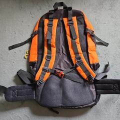 登山やハイキング、防災リュックとして！メーカー不明　60サイズ　新品未使用　開封済みの画像