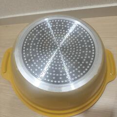 美品 鍋 25cm イエローカラーの画像