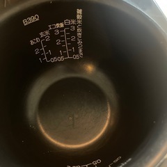 象印 IH炊飯器 極め炊き 3合 NP-GF05XJ 2017年
の画像