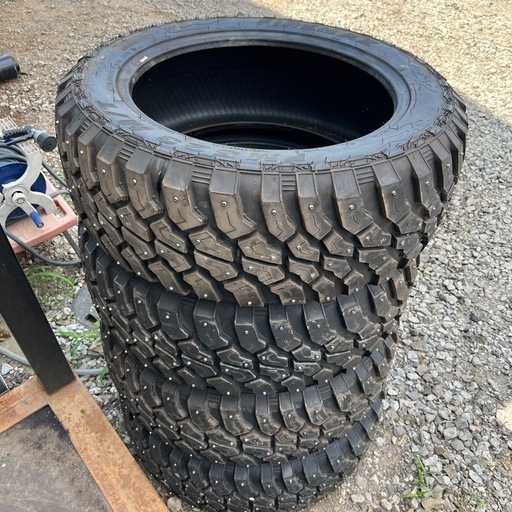 スパイクタイヤ4本セット