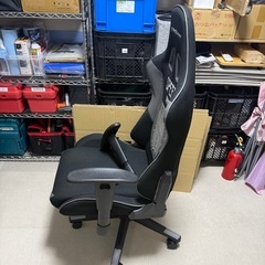 ゲーミングチェアの画像