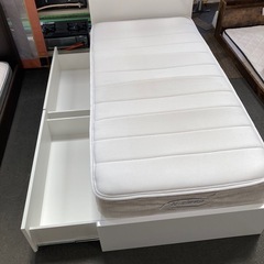 ニトリ シングルベッドセットの画像