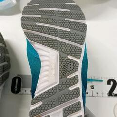 0723-039 ニューバランス630v4 の画像