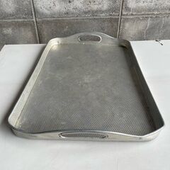 【那須町役場】給食　配膳トレイ　アルミ　エンボス　昭和レトロ　【管理番号256】の画像