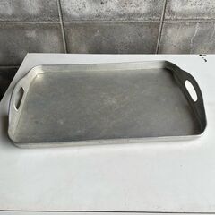 【那須町役場】給食　配膳トレイ　アルミ　エンボス　昭和レトロ　【管理番号256】の画像