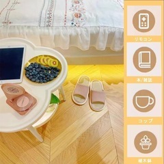 サイドテーブル ナイトテーブル トレイテーブル 花　フラワー ホワイト の画像