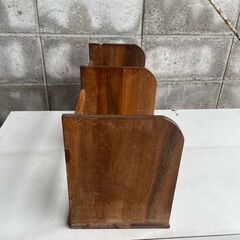 【那須町役場】木製　ブックスタンド 　シェルフ【管理番号257】の画像
