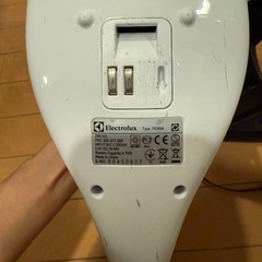 【中古美品】Electrolux rapido 掃除機 2.4V コードレスの画像