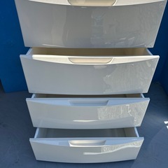 4段収納チェストの画像