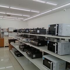 ★リユースのサカイ日立店★HJ7183 IRIS OHYAMA 電子レンジ  24年製 動作確認／クリーニング済み の画像