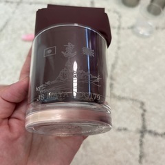 タンブラー、コップの画像