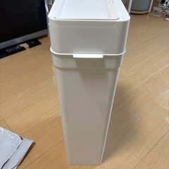 【26日まで】ゴミ箱　薄型　白　の画像