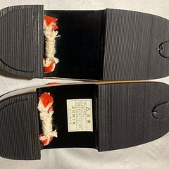 新品　高級　桐下駄　レディス　アイボリー塗り台ひまわり　　鼻緒朱色オレンジの画像
