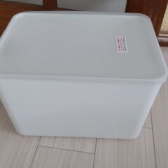 ほぼ未使用 収納ボックス×4個セットの画像