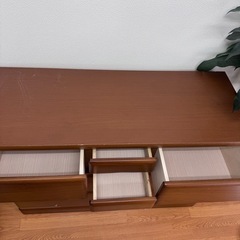 木製チェスト小物入れ用引き出しもあり便利ですね！の画像