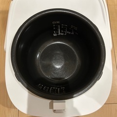 【取引確定済み】TOSHIBA 炊飯器3合 の画像