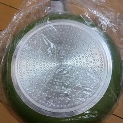 値下げ。【新品】フライパンと蓋の画像