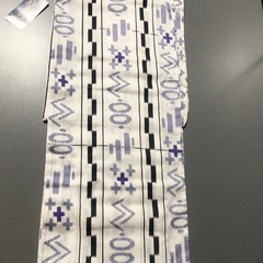 高級ゆかた男性用　新品　白地に紺色の模様の画像