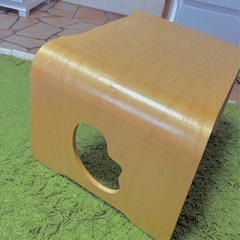 木こりのテーブル 子供用机の画像