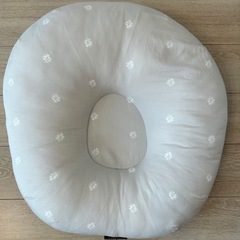 ラブツリー　クッションの画像