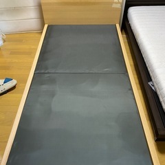 セミダブルベッド　、シングルベッドの画像