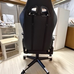 ゲーミングチェアの画像