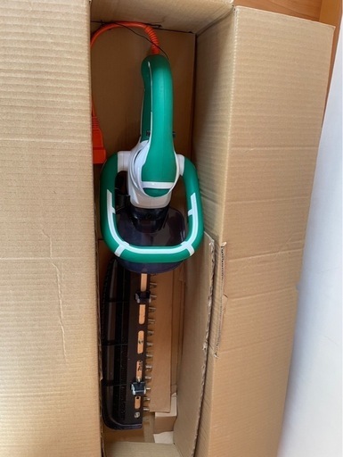 makitaマキタヘッジトリマー　生垣バリカン