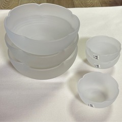 磨りガラスの器の画像